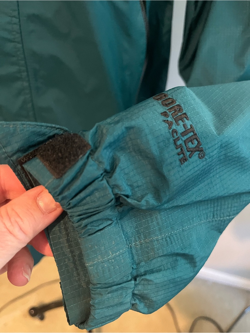 L.L. Bean Mens Teal Hooded Waterproof Goretex Rain Jacket Vintage - Picture 5 of 12